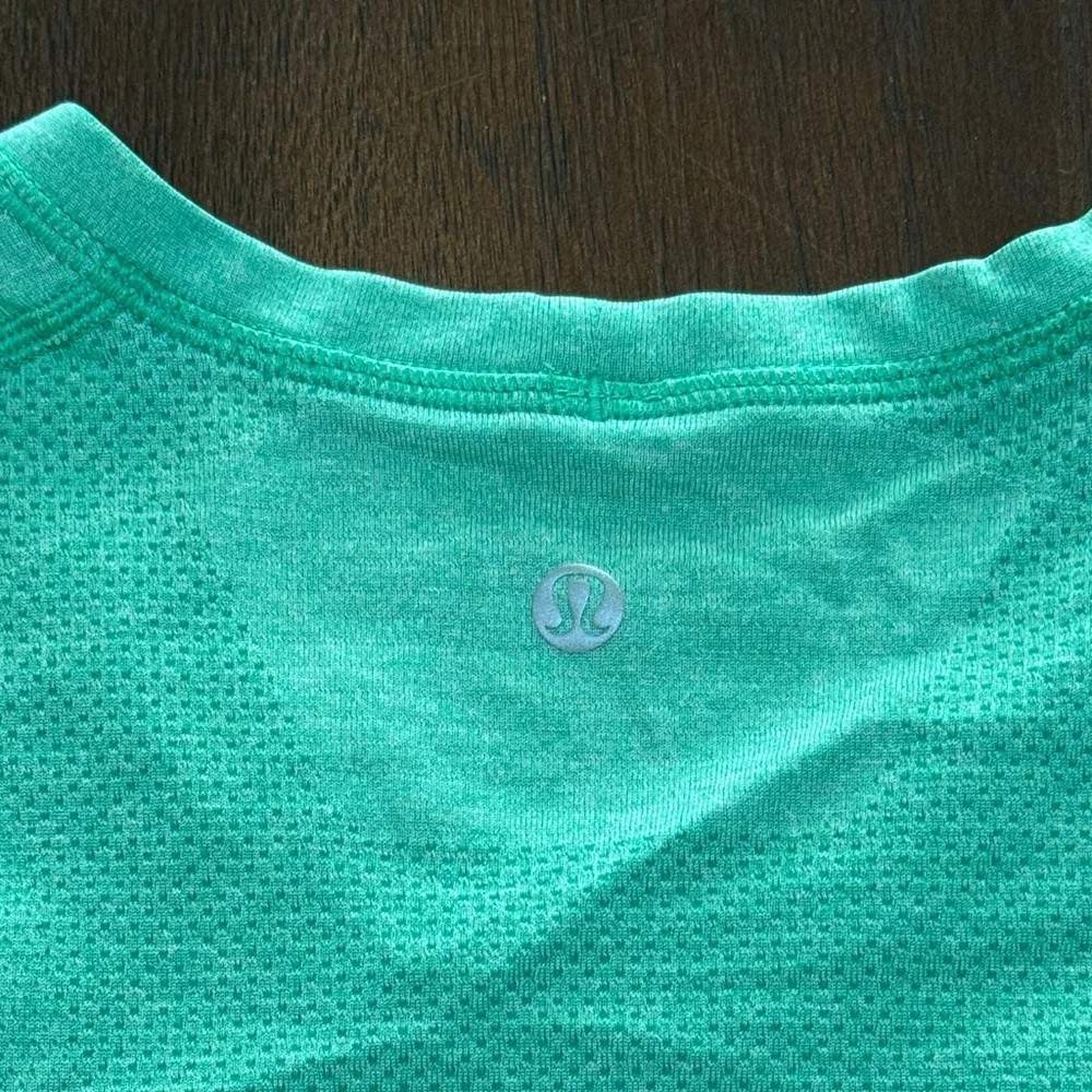 Lululemon Metal Vent Tech Sleeveless Tank Top Shirt XL - Picture 6 of 7